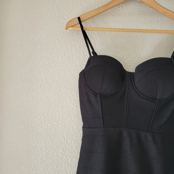 NWT HAUTE MONDE Solid Black Bandage Bodycon Speghetti Strap Mini Dress - Picture 3 of 10